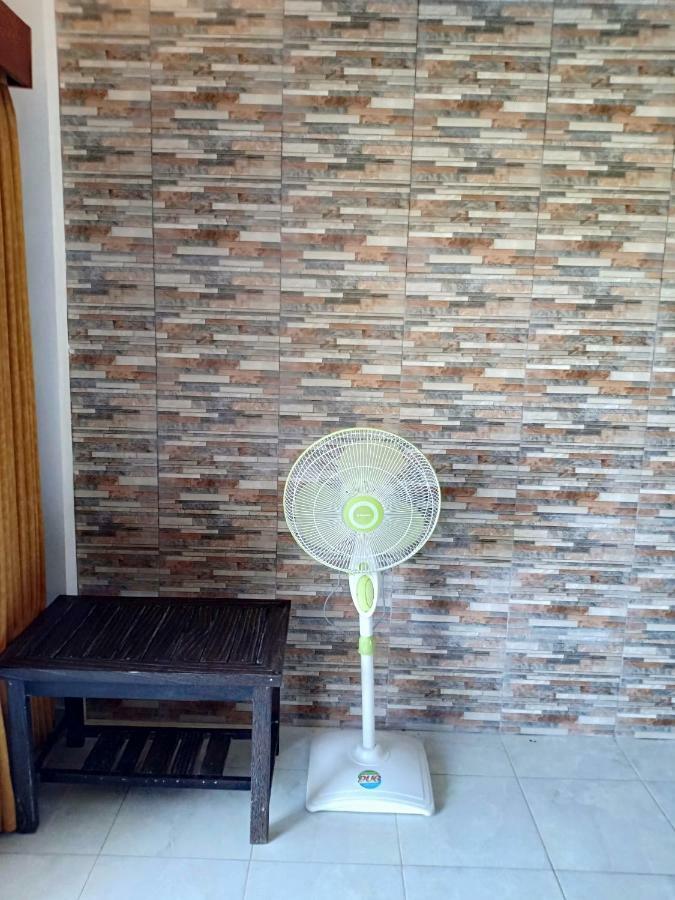 Gubug Balian Beach Bungalow Selemadeg  Buitenkant foto